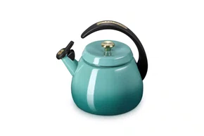Chaleira com Apito Clochê Le Creuset Bleu Riviera 2,1 Litros