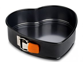Forma Para Bolo em Formato de Coração Fundo Removível Le Creuset 26 cm