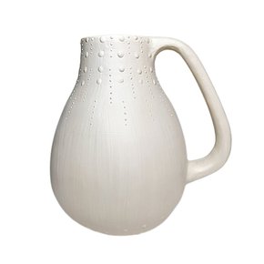 Garrafa Branca Anísia Mulheres do Vale Casa Bonita