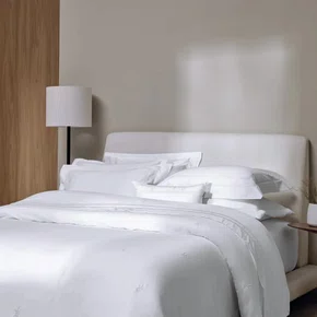 Jogo Cama Completa Queen 8 Peças Florim 300 Fios Trussardi Branco