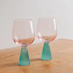 Jogo de 2 Taças em Vidro Colors Rosa e Azul 420 ml