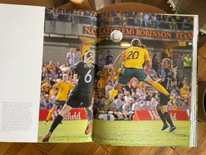 Livro This Is Football: The Beautiful Game - Rizzoli - LCL Home