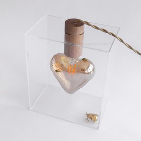 Luminária Coração Apertado Abelhas 25cm Bivolt