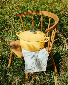 Panela Redonda Signature Le Creuset Camomille 22 cm