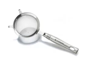 Peneira Revolution em Aço Inox Le Creuset 15 cm