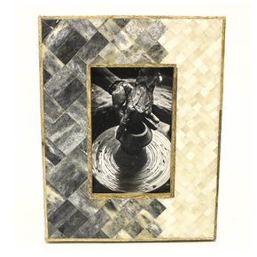 Porta Retrato de Osso Antica 22,5 x 17,5 cm