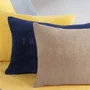Almofada Levanto Trussardi Oro 30cm x 40cm