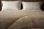 Edredom Genebra Sherpa LCL Queen Bege 2,20x2,40m