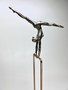 Escultura Malabarista de Resina City Imports 48 cm