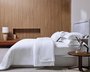 Jogo De Cama Queen Simonetta 300 Fios Trussardi Branco 2,40 x 2,80 m