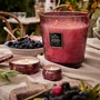 Vela Pote Vidro 5 Pavios Foraged Wildberry Voluspa +250 Horas